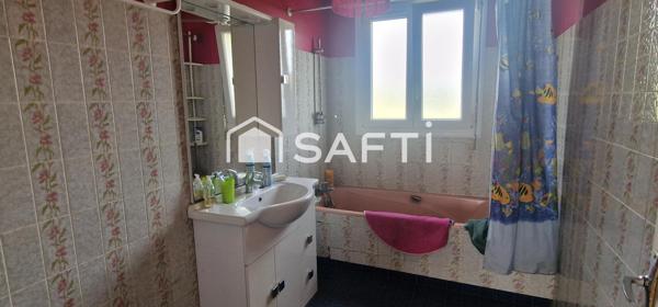 Maison de campagne individuelle