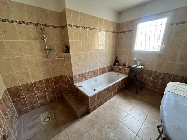 Maison 8 pièces 191m² 20 750m² de terrain