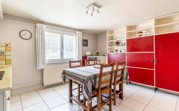 Maison à vendre    5 pièces • 170 m2 Beauregard