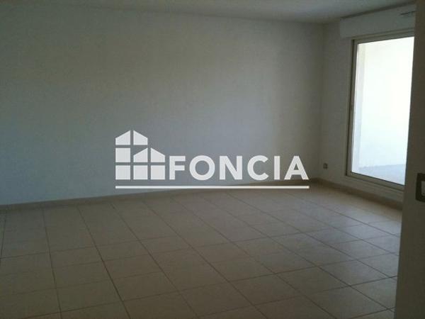 Location Appartement 2 pièces 47.2 m² - 115 ROUTE D'UZES Nimes 30000