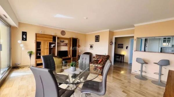 Location Appartement 3 pièces 80 m2 à Antibes