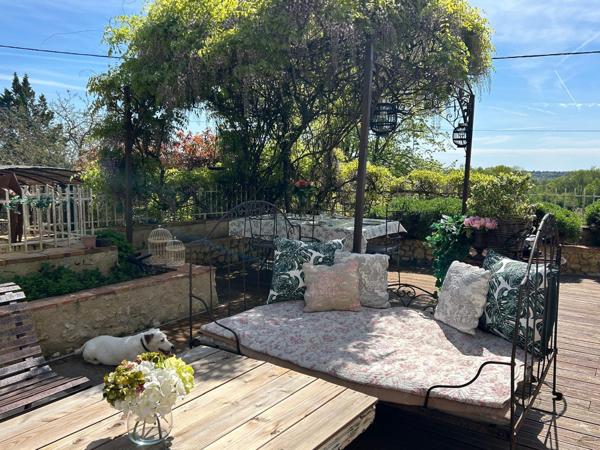 Vouvray (37210) Demeure de vigneron en vente à terme