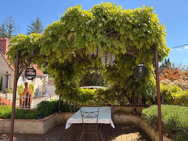 Vouvray (37210) Demeure de vigneron en vente à terme