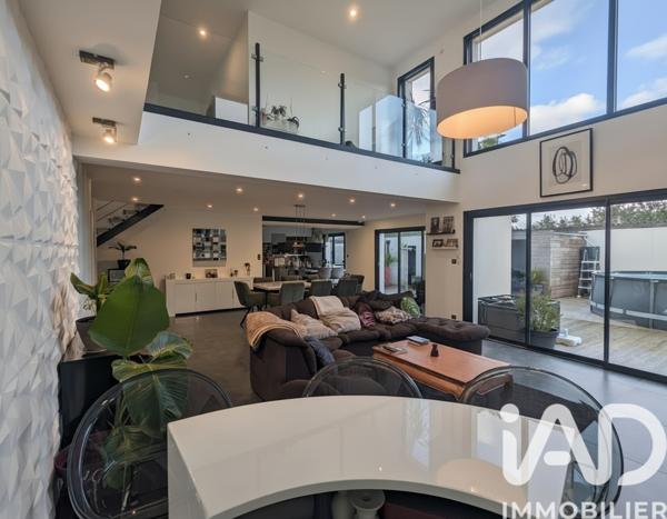 Maison à vendre 6 pièces 174 m² Guilers