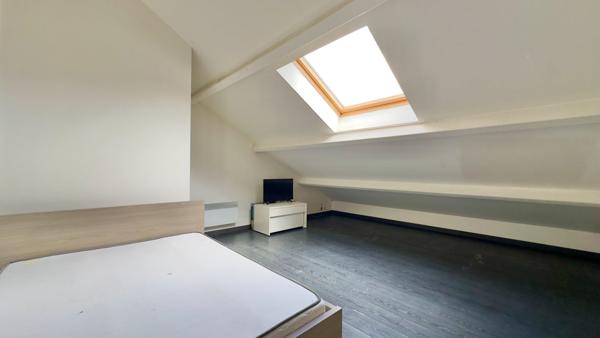 APPARTEMENT DUPLEX 2 PIÈCES À SAVIGNY-SUR-ORGE, QUARTIER GARE AVEC BALCON ET DOUBLE PARKING