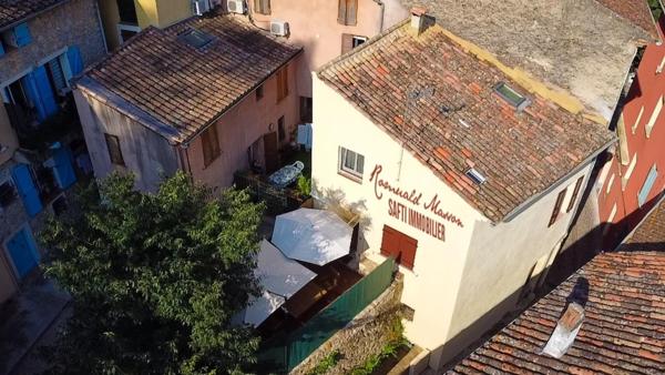 Maison de village T3 avec terrasse + cave