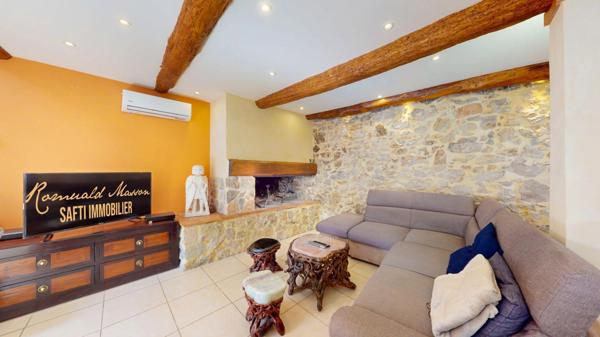 Maison de village T3 avec terrasse + cave