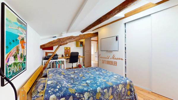 Maison de village T3 avec terrasse + cave