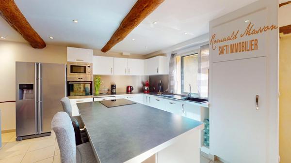 Maison de village T3 avec terrasse + cave