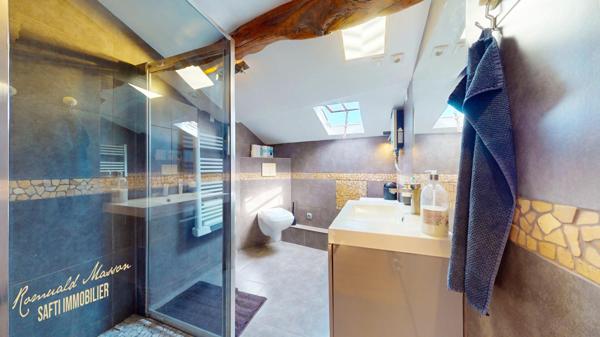 Maison de village T3 avec terrasse + cave