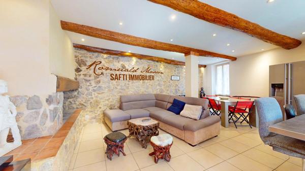 Maison de village T3 avec terrasse + cave