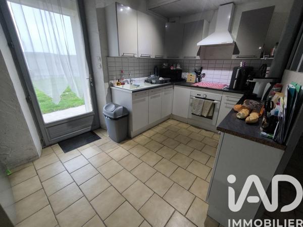 Maison à vendre 6 pièces 143 m² Marcilly-le-Hayer
