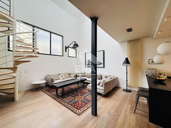 Somptueux de loft de 160m² avec séjour cathédrale