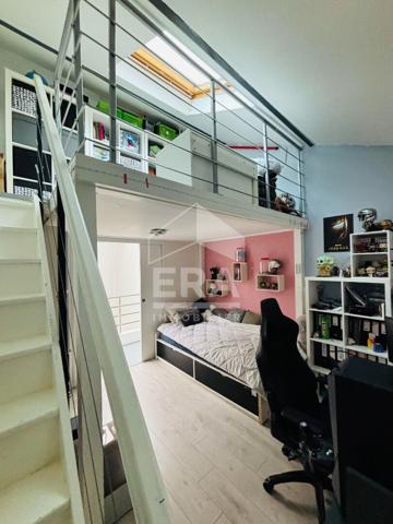 Somptueux de loft de 160m² avec séjour cathédrale