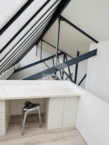 Somptueux de loft de 160m² avec séjour cathédrale