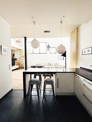 Somptueux de loft de 160m² avec séjour cathédrale