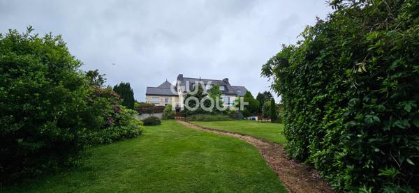 A VENDRE : PLOUHA - Grande maison et gites