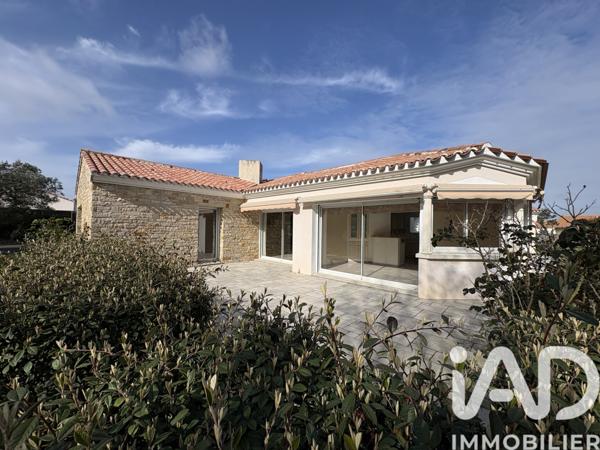 Maison à vendre 7 pièces 217 m² Saint-Hilaire-de-Riez