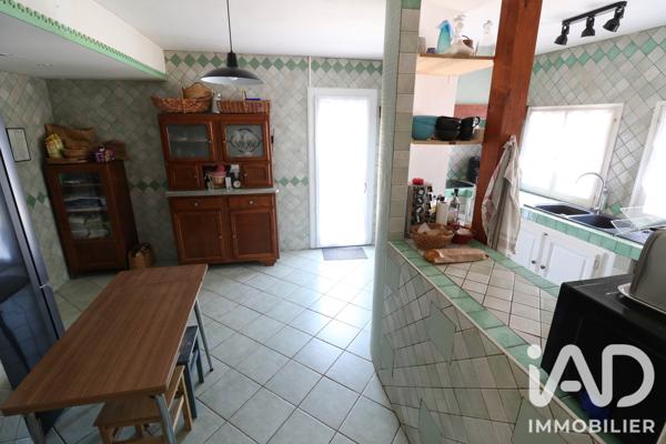 Maison à vendre 6 pièces 159 m² Garéoult