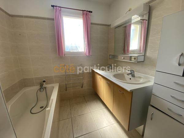 Vente Maison98 m² - 4 Pièces - LA TREMBLADE (17390)