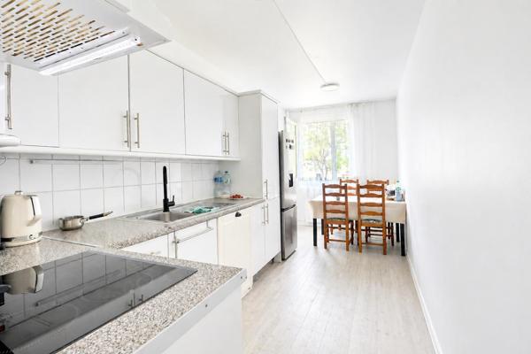 APPARTEMENT TROIS PIÈCES PROCHE CENTRE-VILLE