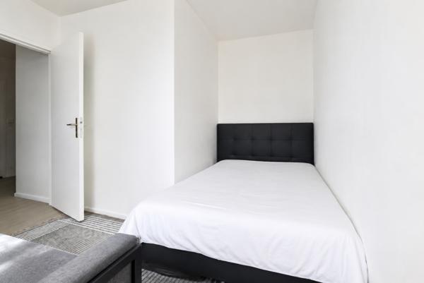 APPARTEMENT TROIS PIÈCES PROCHE CENTRE-VILLE