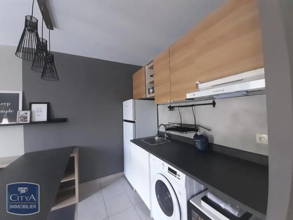 Appartement à louer 1 pièce 33.32m²