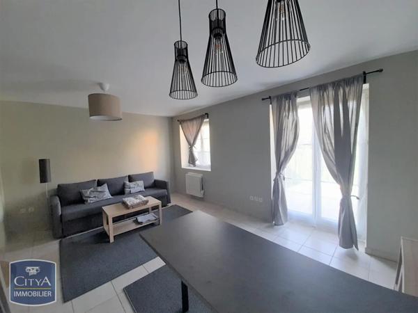 Appartement à louer 1 pièce 33.32m²