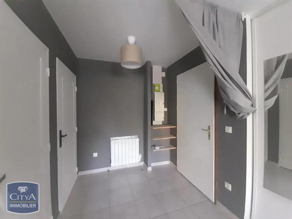 Appartement à louer 1 pièce 33.32m²