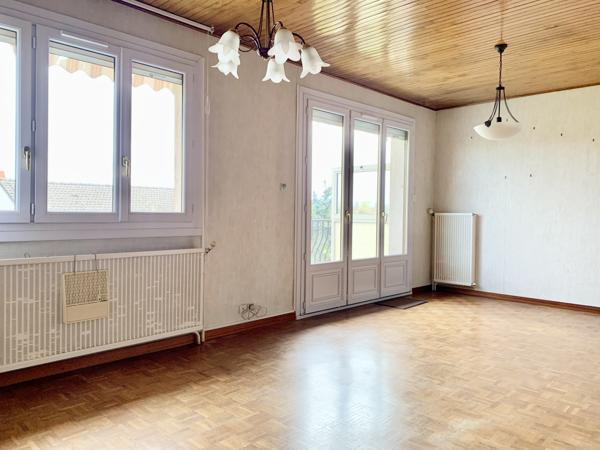 Maison
         5 pièces
        - 101 m² Exclusivité 209 000 €*