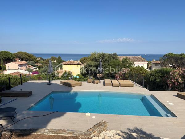 Maison contemporaine de 210,92 m²