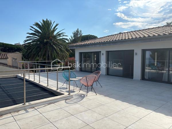 Maison contemporaine de 210,92 m²