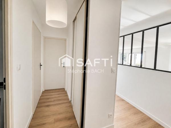 LA CIOTAT – APPARTEMENT RÉNOVÉ AVEC VUE MER PANORAMIQUE