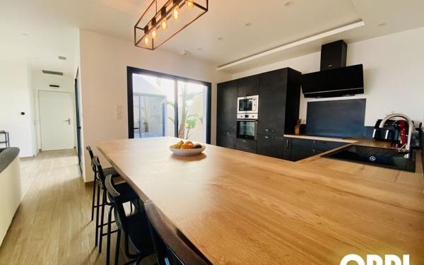 Maison à vendre    4 pièces •  Carpentras