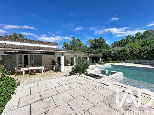 Maison à vendre 10 pièces 264 m² Tourrettes
