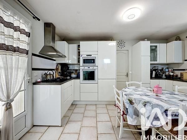 Maison à vendre 10 pièces 264 m² Tourrettes