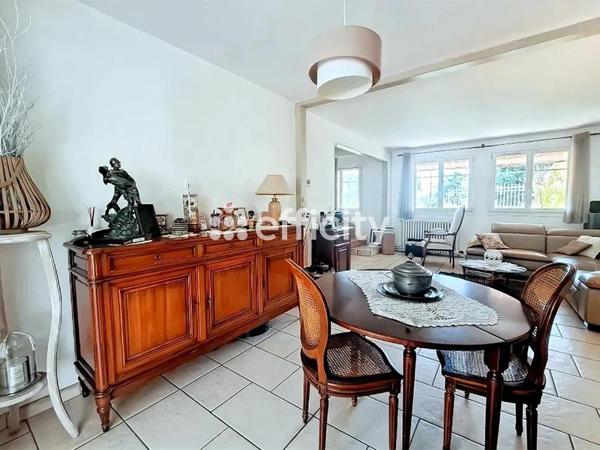 Maison 7 pièces - 127 m² Exclusivité efficity