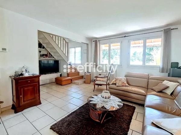 Maison 7 pièces - 127 m² Exclusivité efficity