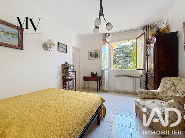 Maison à vendre 9 pièces 166 m² Bandol