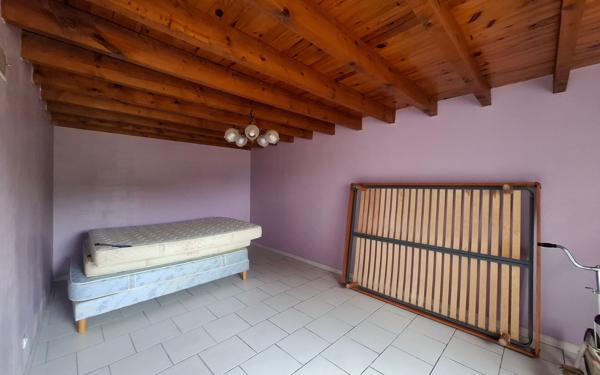 Maison à vendre    4 pièces •  Bessens