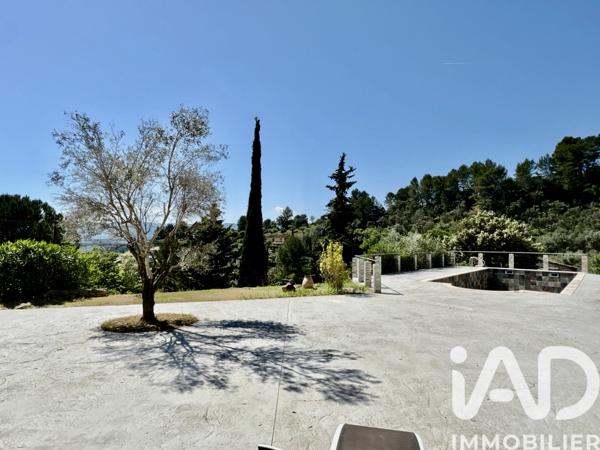 Maison à vendre 10 pièces 249,79 m² Vidauban