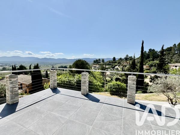Maison à vendre 10 pièces 249,79 m² Vidauban