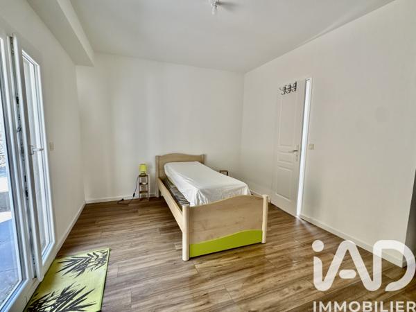 Maison à vendre 10 pièces 249,79 m² Vidauban