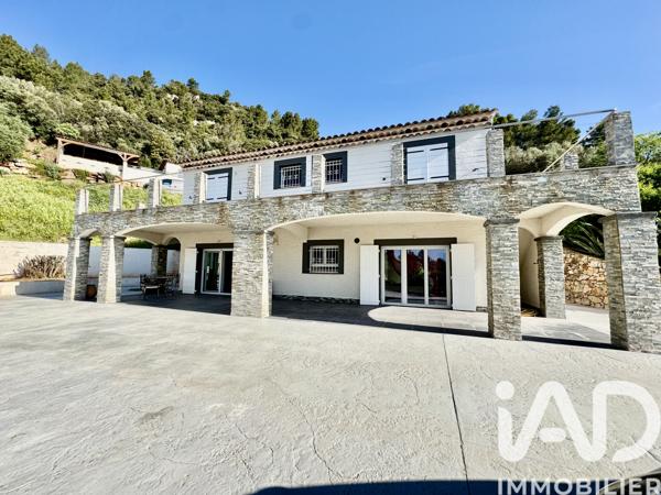 Maison à vendre 10 pièces 249,79 m² Vidauban