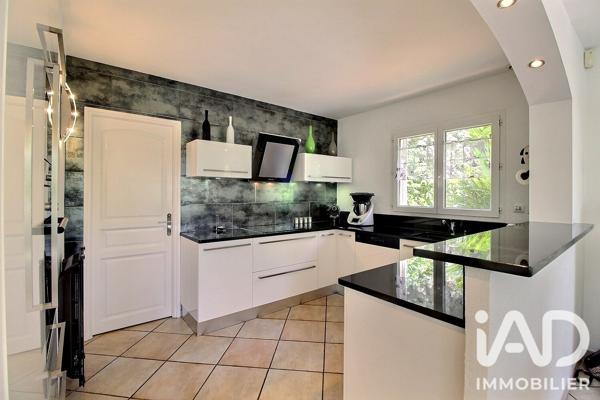 Maison à vendre 5 pièces 130 m² La Londe-les-Maures