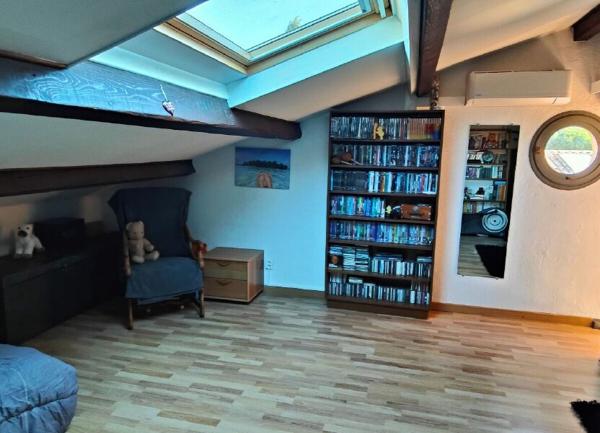 Appartement à vendre    3 pièces • 64 m2 Fréjus