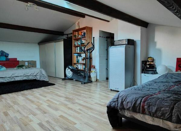 Appartement à vendre    3 pièces • 64 m2 Fréjus