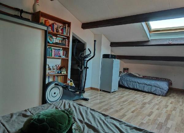 Appartement à vendre    3 pièces • 64 m2 Fréjus