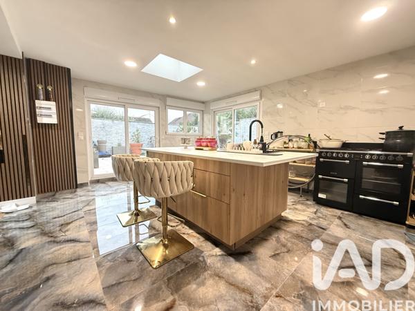 Maison à vendre 6 pièces 170 m² Jouy-le-Moutier