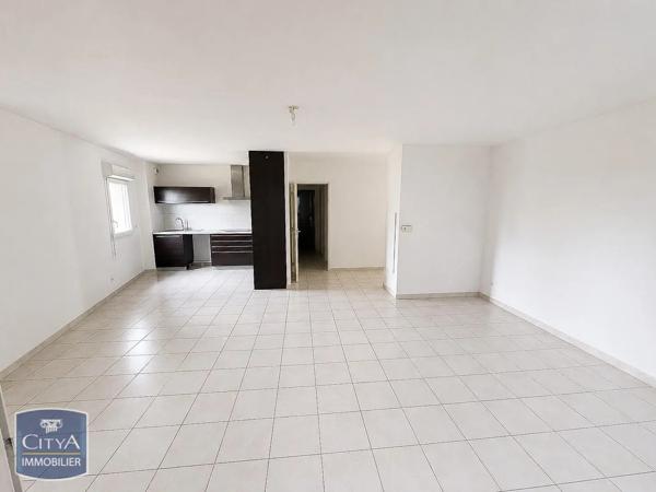 Appartement à louer 3 pièces 72.3m² Salon-de-Provence (13300)